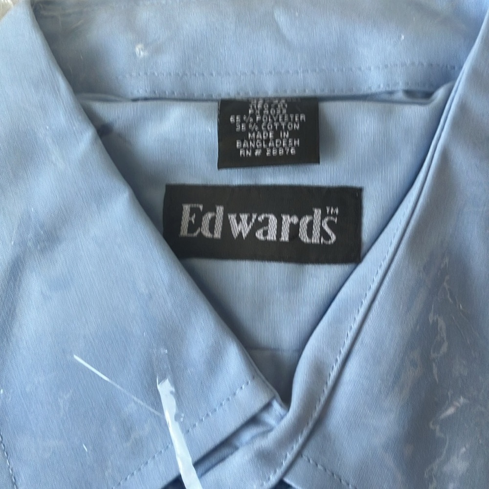Edwards: Light Blue Long Sleeve Buttom down shirt- L (neck 16-16.5) - Picture 13 of 16